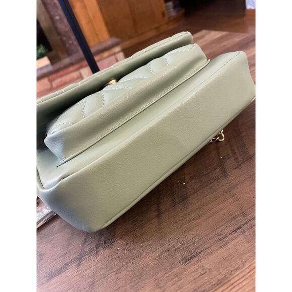 NWT Alexis Bendel Seafoam Green Chain Bag - Picture 6 of 6